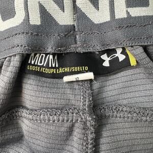 Under Armour Men's Grey and Black Shorts
